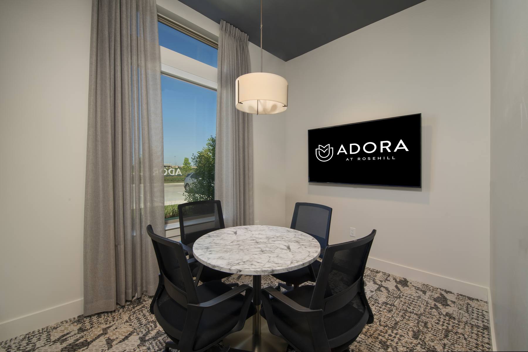Resident huddle room